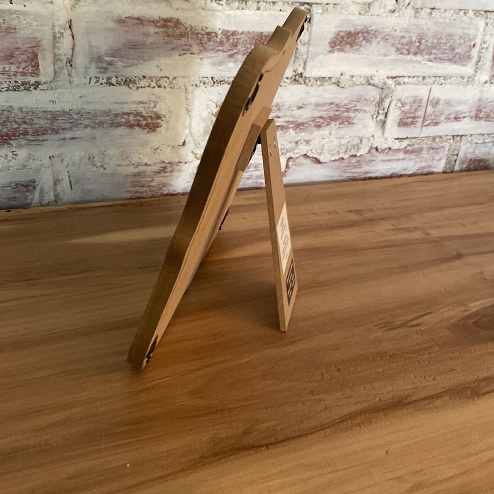 Wi-Fi password stand - Picture 2 of 2